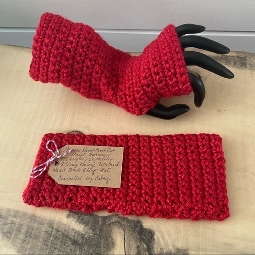 Handmade Extra Soft Fingerless Gloves Red Glitter Text Gamer Musician Gift - Picture 5 of 5
